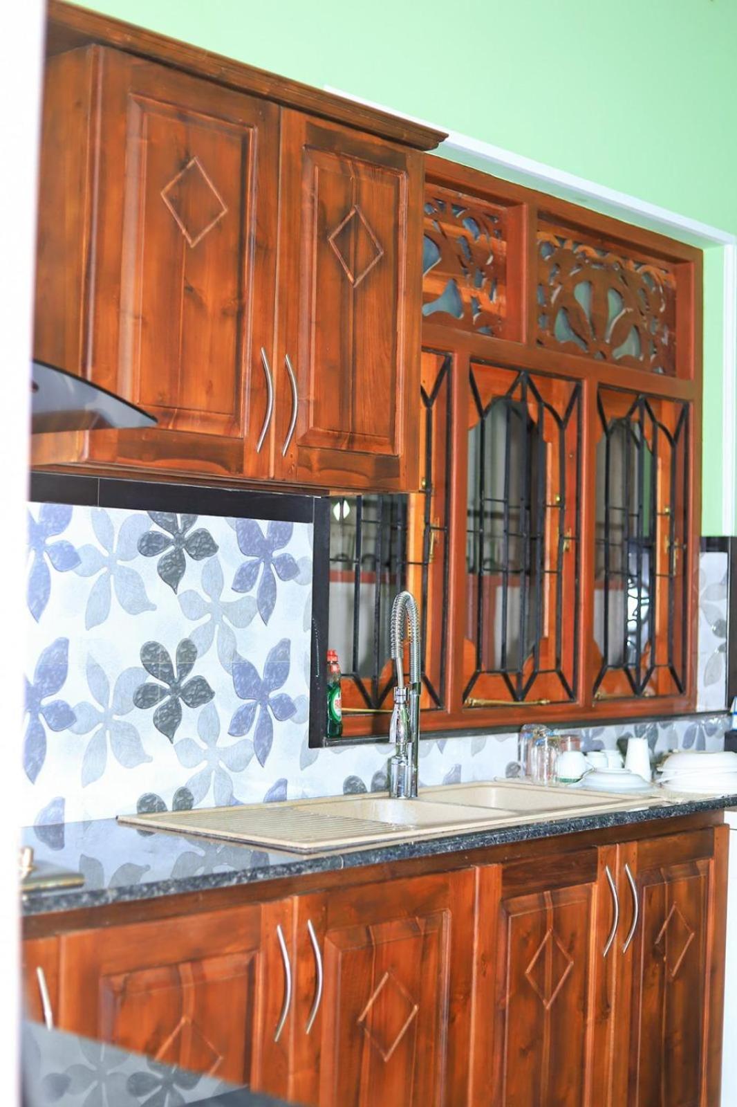 Shara Luxury Holiday Home Marawila Exterior foto